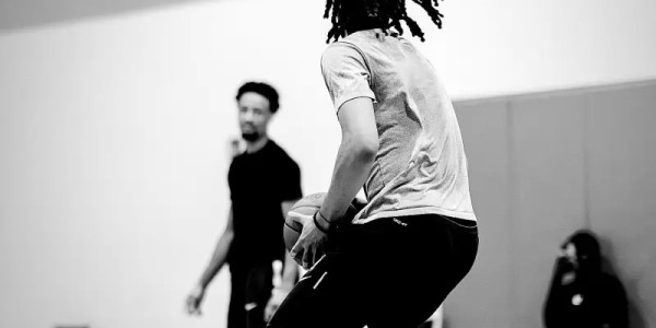 Kaiyun APP-为新赛季做准备！尼克斯小将达迪耶ins晒训练照