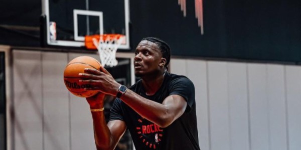 开云入口-火箭迷你训练营：卡皇、范乔丹、阿门、老姐夫和小贾已开练