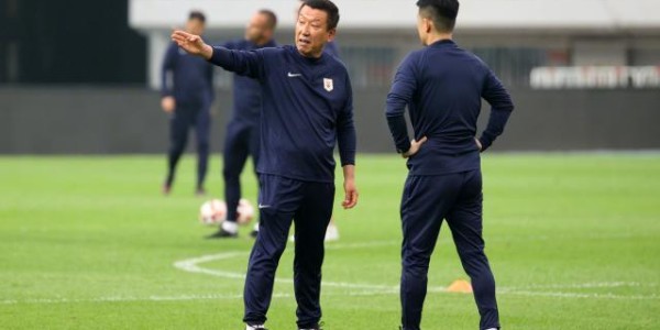 开云入口-崔康熙的复兴泰山计划：第1年有考核 小将先靠边站