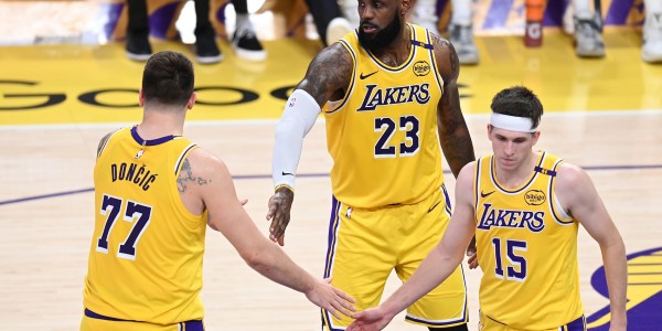 Kaiyun APP-湖人詹姆斯相互依存！微妙休赛期折射共同利益与长远布局