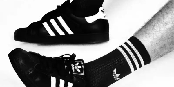 kaiyun网站-超级明星！祖巴茨Ins晒为品牌方所拍摄的形象照与球迷分享