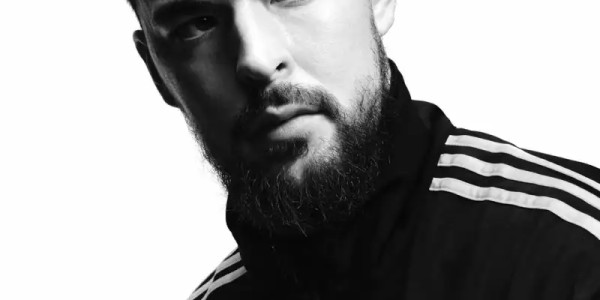 kaiyun网站-超级明星！祖巴茨Ins晒为品牌方所拍摄的形象照与球迷分享