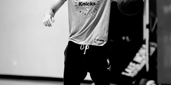 Kaiyun APP-为新赛季做准备！尼克斯小将达迪耶ins晒训练照